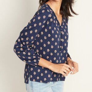 Old Navy Women’s Size Large Cotton/Modal Navy Blue V-Neck Henley Paisley Blouse